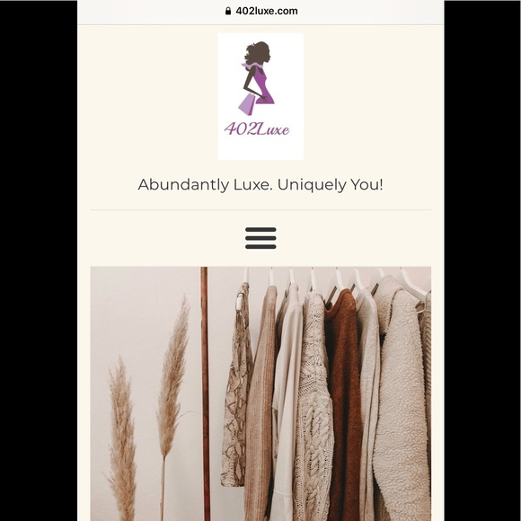 Meet your Posher, 402Luxe - Picture 2 of 4